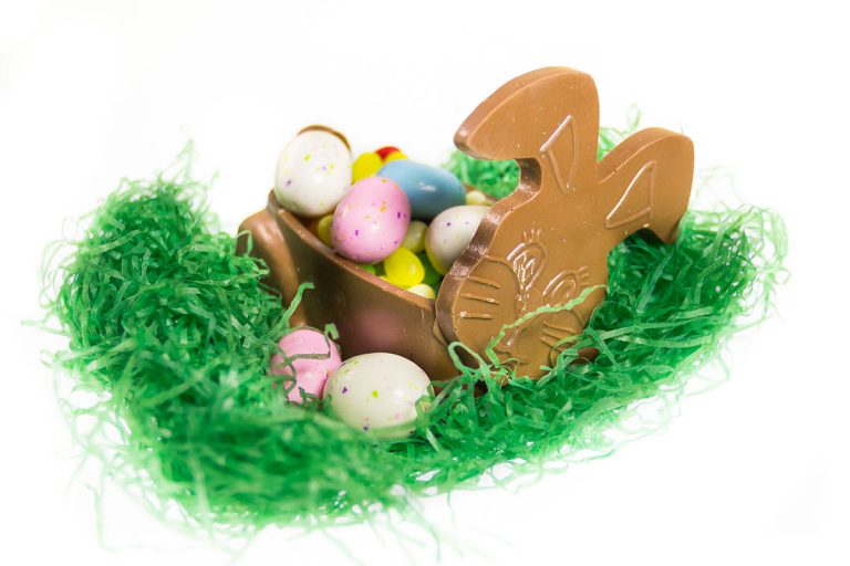 prod-e_0002_auntcharlottes-candy-easter-milk chocolate bunny dish-5084