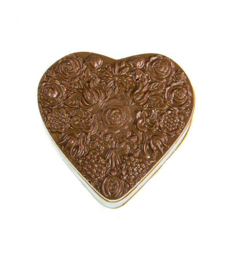 ac_prod_val_0013_medium_rose_heart_box_7309