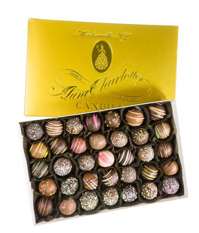 prod-bx_0000_auntcharlottes-boxed-0617-Truffles-7140 prod-bx_0000_auntcharlottes-boxed-0617-Truffles-7140