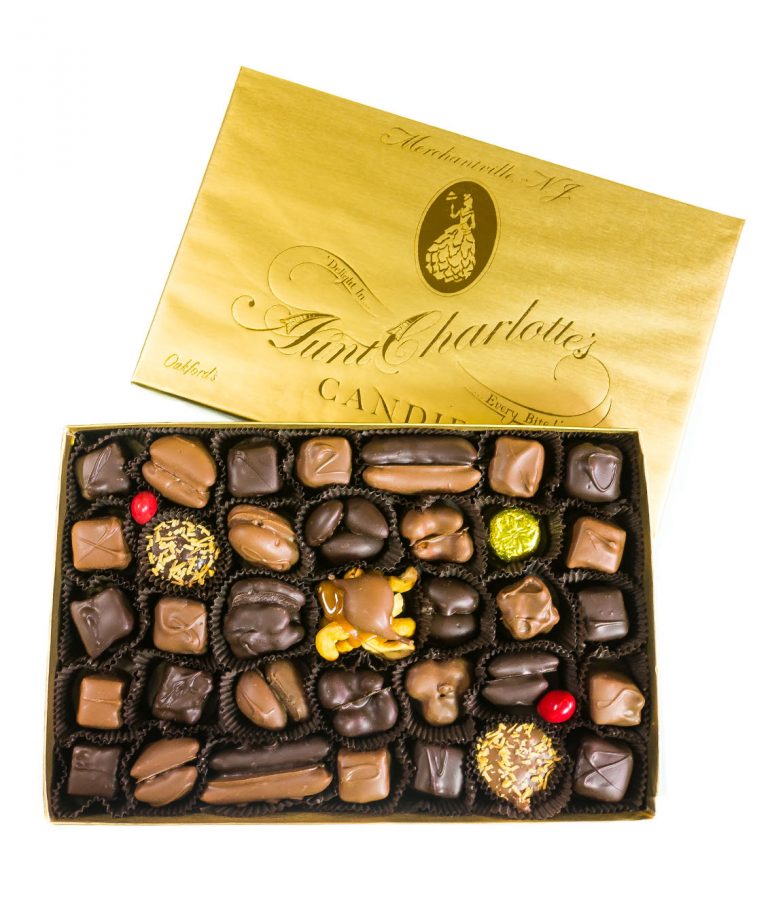 prod-bx_0008_auntcharlottes-boxed-0617-Hard-Chewy-Assortment-7113