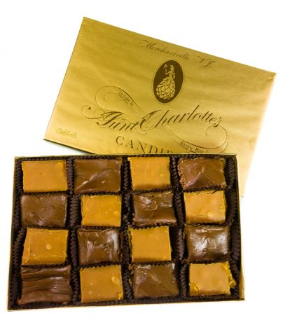 prod-bx_0009_auntcharlottes-boxed-0617-fudge-assortment-plain-7346